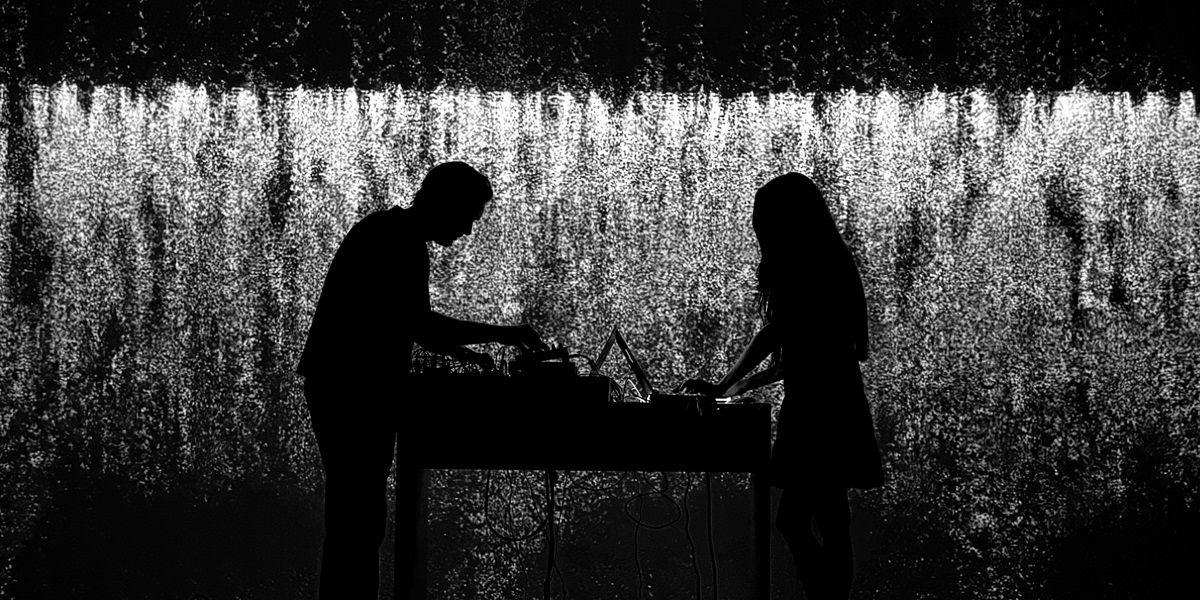 AMIANGELIKA&1100_BLCK SUN-3 OK.jpg